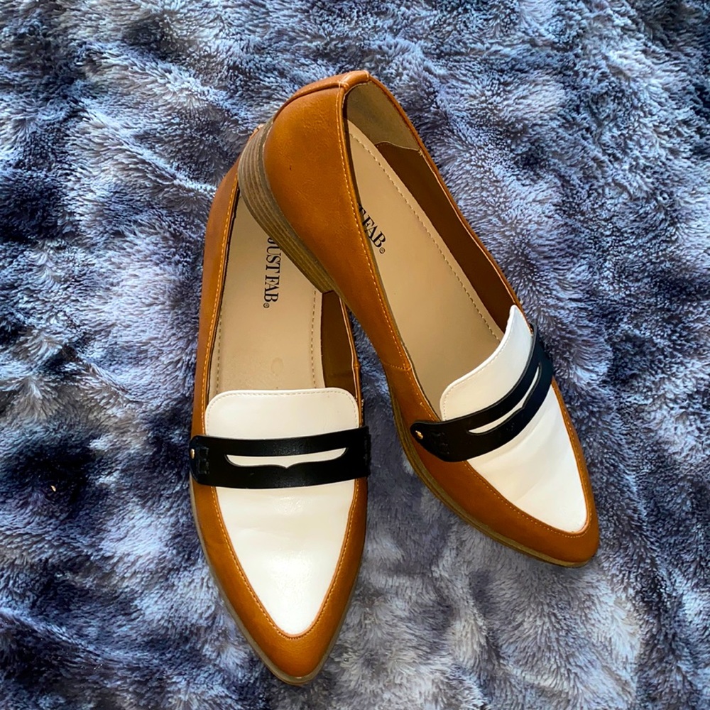 Like New JustFab Loafers